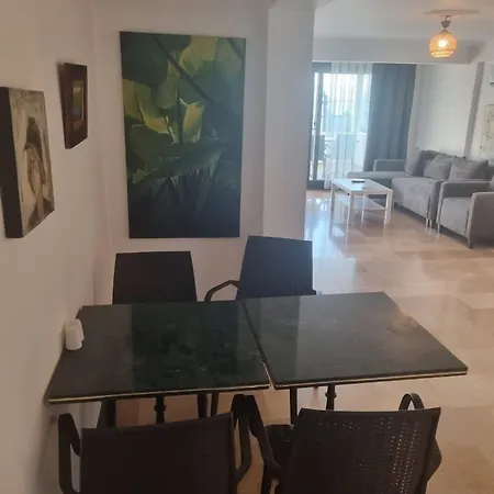 מלון דירות Ilya 2