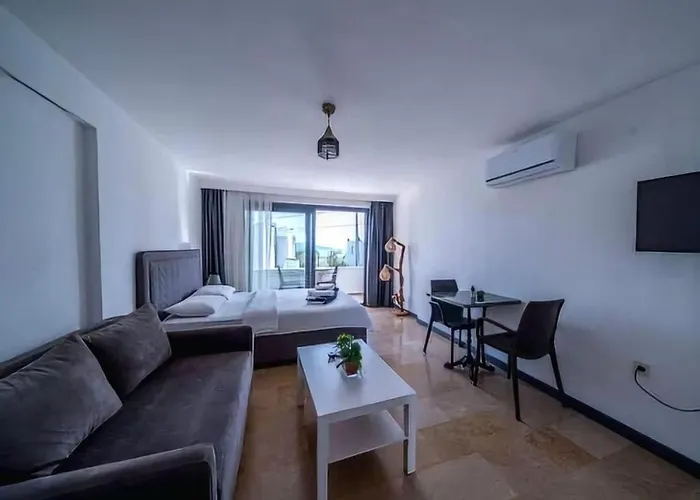 מלון דירות Ilya 2 3*