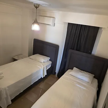 Ilya 2 Aparthotel